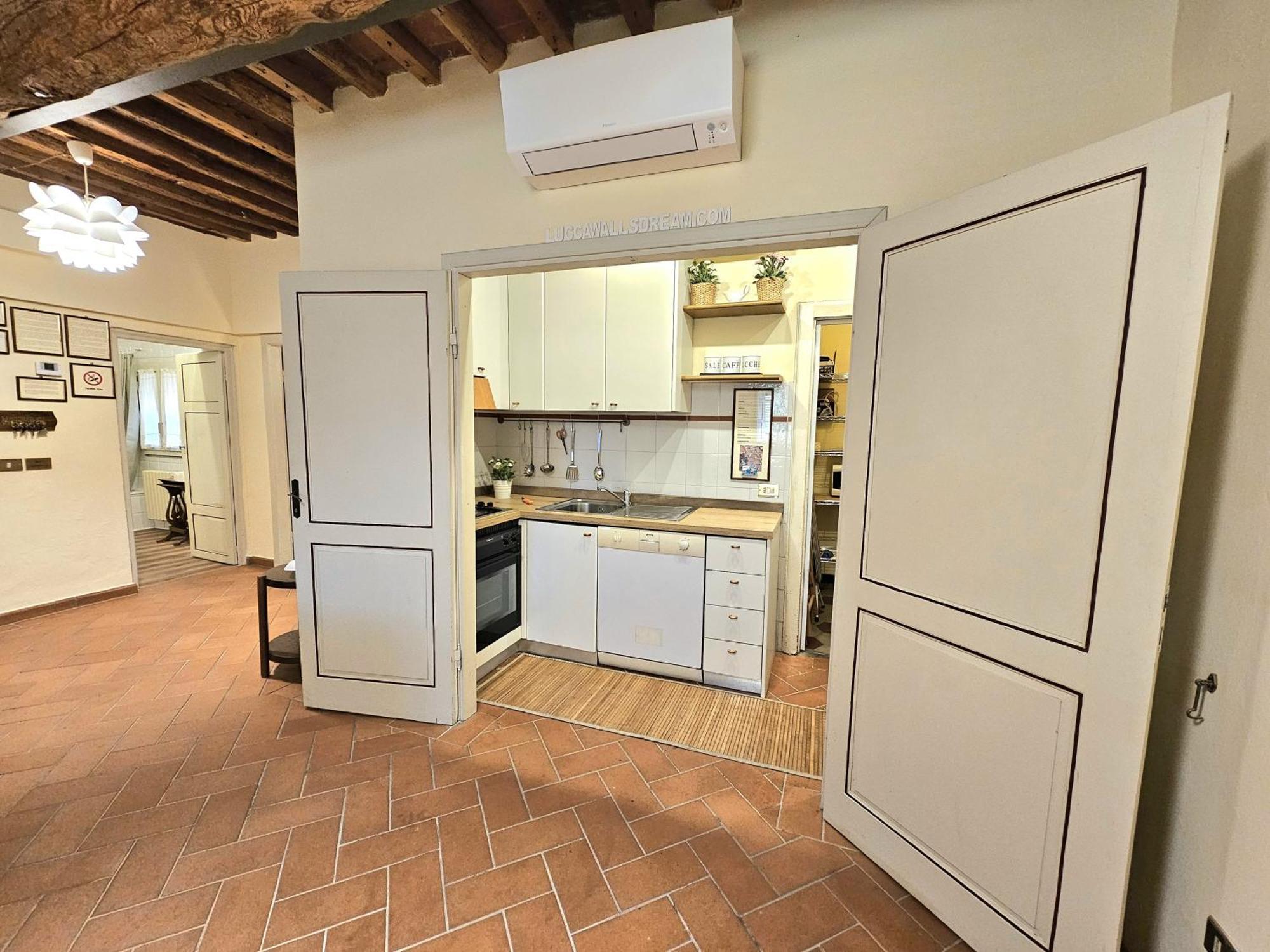 Lucca Walls Dream - Air Cond - Wi-Fi - Panoramic In Front Of The Historical Walls - المظهر الخارجي الصورة